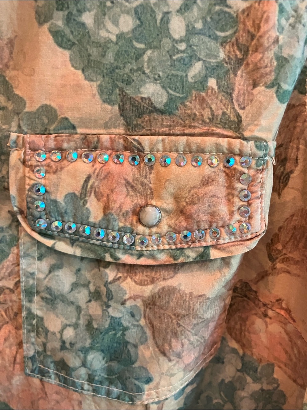 A Rare Bird Lightweight Floral Button-Up Shirt Dress/Jacket in Vintage Hydrangea - Picture 6 of 12